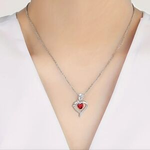 Romantic Red Heart Rose Pendant Necklace (NEW)